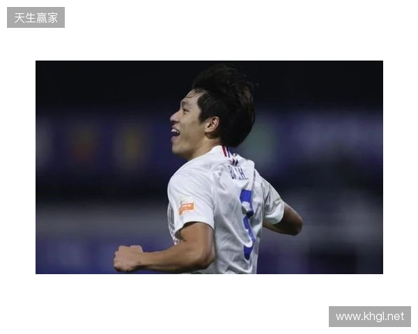 半场-玉昆暂0-0申花 约尼查造险两队合计1射正 半场-玉昆暂0-0申花 约尼查造险两队合计1射正