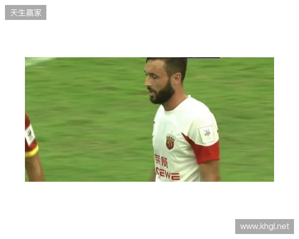 半场-蓉城暂0-0海港 颜骏凌屡次救险海港1射门0射正 半场-蓉城暂0-0海港 颜骏凌屡次救险海港1射门0射正
